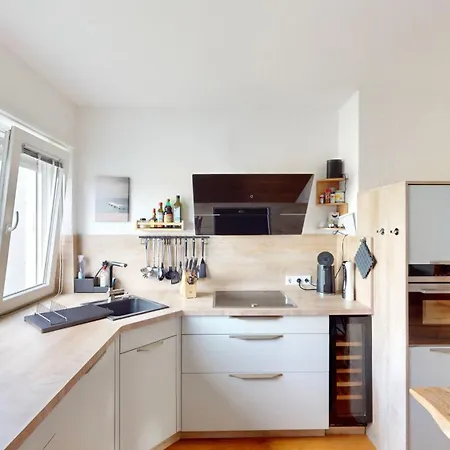 Schöne Ferienwohnung mit guter Anbindung, sehr guter Ausstattung und kostenloses WLAN Herten  Exterior foto