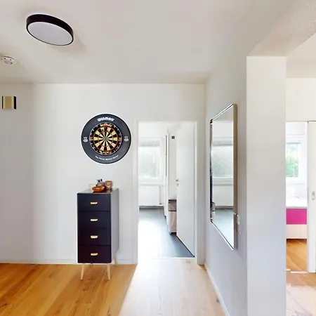 Schöne Ferienwohnung mit guter Anbindung, sehr guter Ausstattung und kostenloses WLAN Herten  Exterior foto